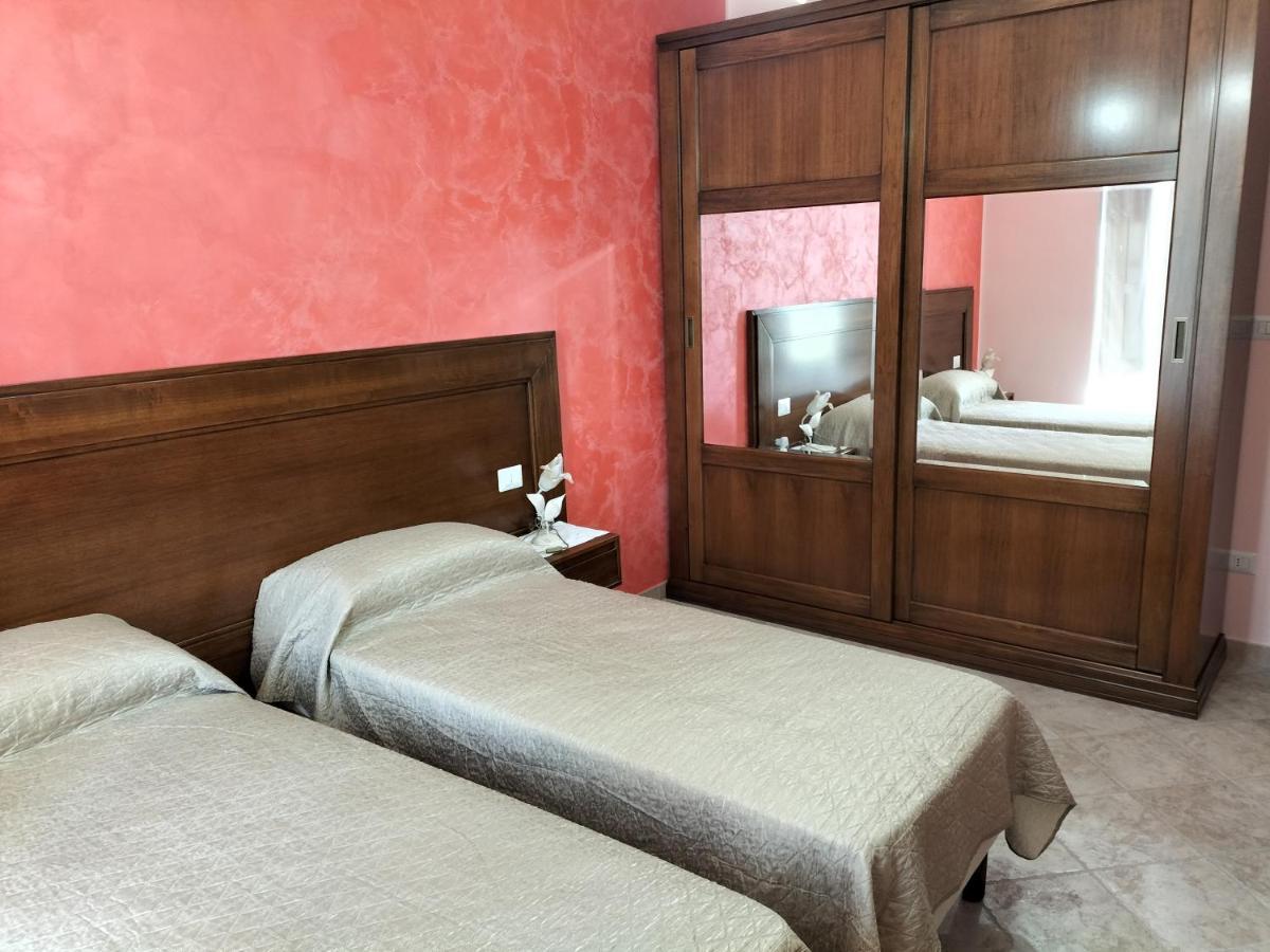Agriturismo Dipinto Dal Sole パドゥーラ エクステリア 写真